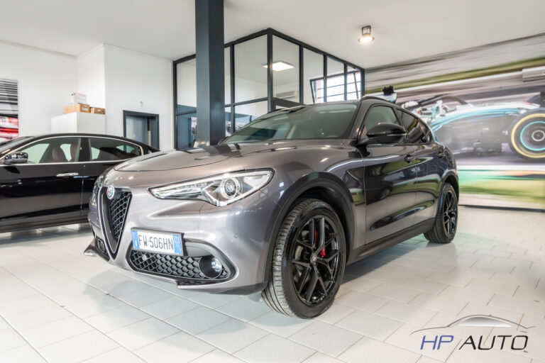 Alfa Romeo Stelvio 2.2 t B-Tech Q4 210cv auto my19